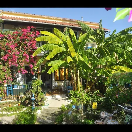 Διαμέρισμα Pension Telis Und Brigitte 4 *